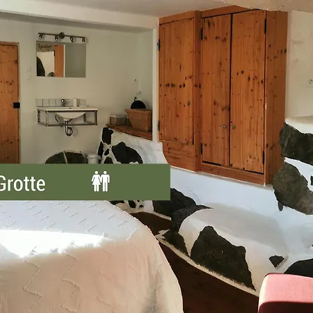 Pyrenees Mon Holiday home *