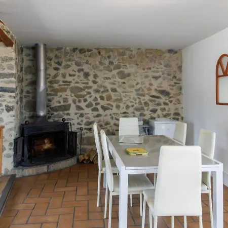 Holiday home Pyrenees Mon *